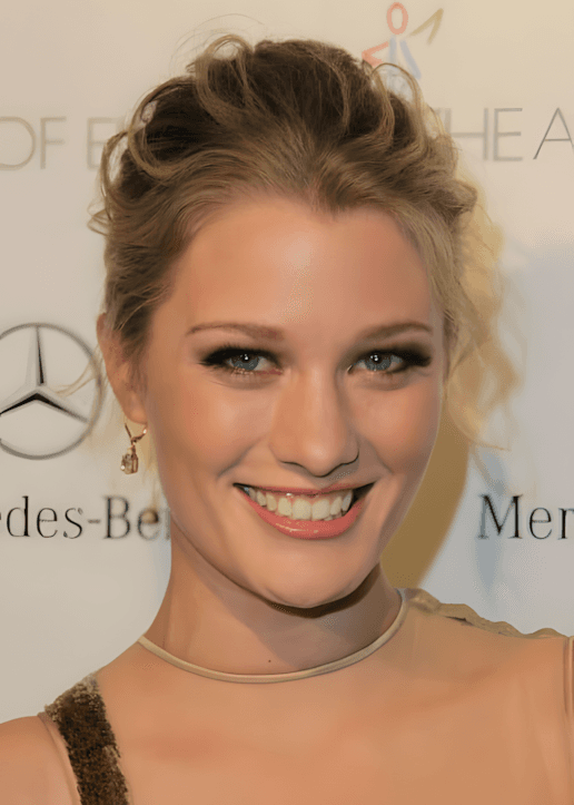 Ashley Hinshaw-Grace - a success story from John Robert Powers Network.